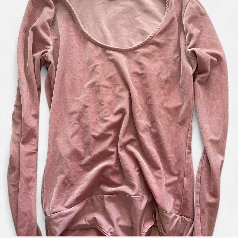 Elegant Pink Velvet Bodysuit
